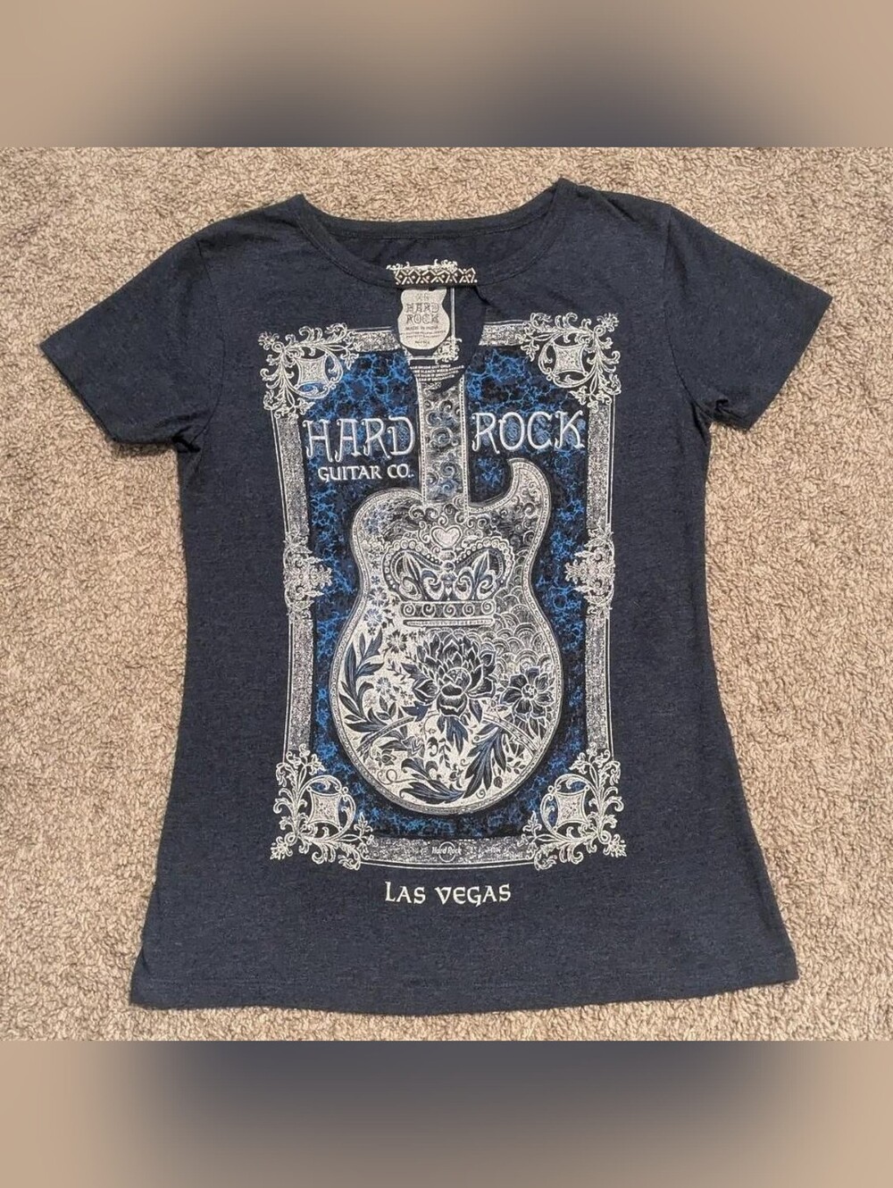 Vintage Cyber Y2K Hard Rock Cafe (Las Vegas) Baby Tee Graphic T-shirt XS